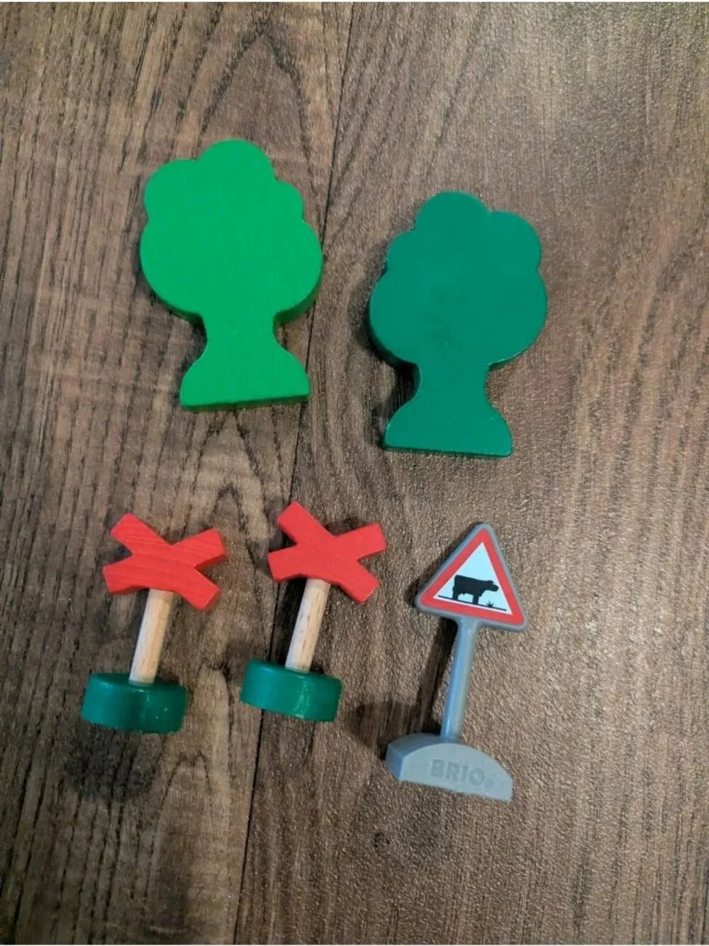Brio Trees And crossing Sign Accessories Lot Of 5 rain set wooden toys kids lot